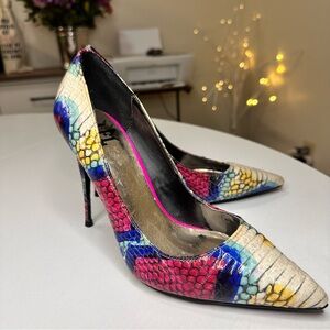 LFL Colorful Snakeskin Patterned Women's Heels size 7.5
